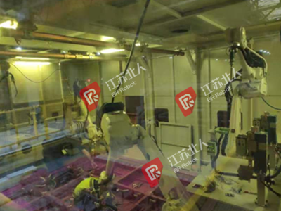 某客车的侧围、顶盖自动化焊接站 某客车的侧围、顶盖自动化焊接站